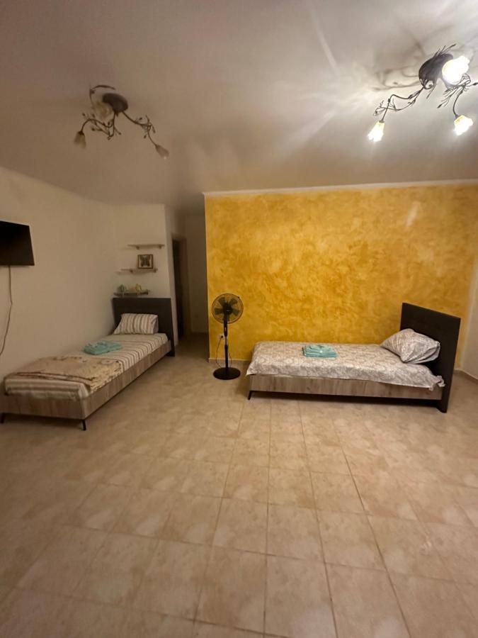 Lion Village Skala Fourkas Bagian luar foto